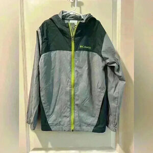 Boys Columbia wind breaker size M 10/12